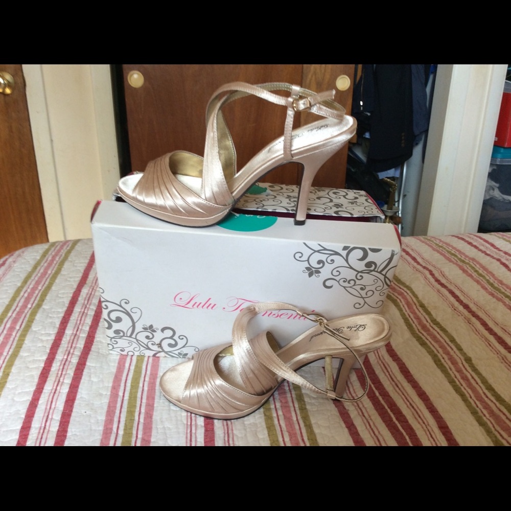 Lula Townsend heels for out on the town!